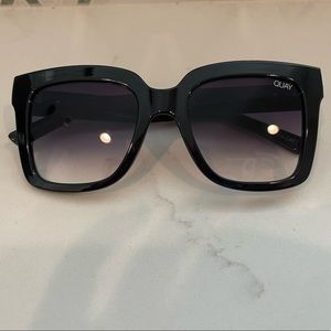 Quay Icy Black/Fade sunglasses